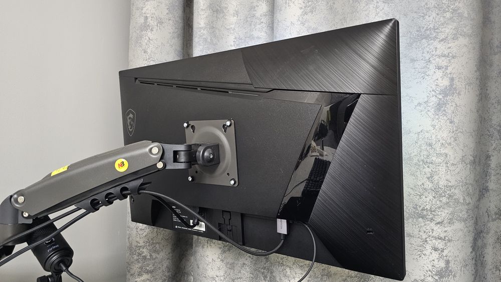 Монитор msi MAG 275QF