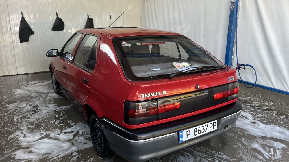 Renault 19 1,7 бензин