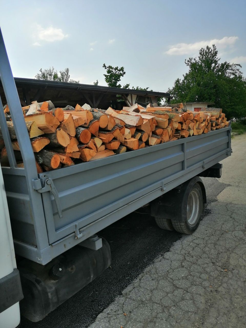 Дърва  за  огрев