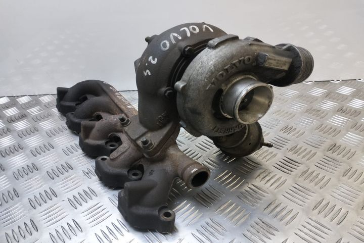Turbina  Turbo Turbosuflanta 2.4D 8653146 Volvo XC70 a 2-a generatie