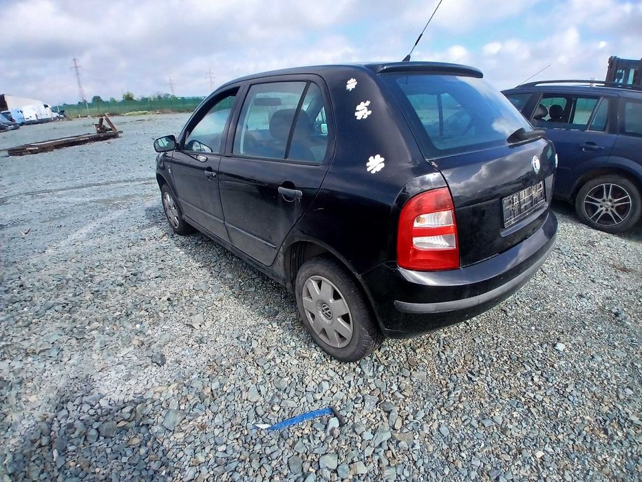 Dezmembrez skoda fabia 1