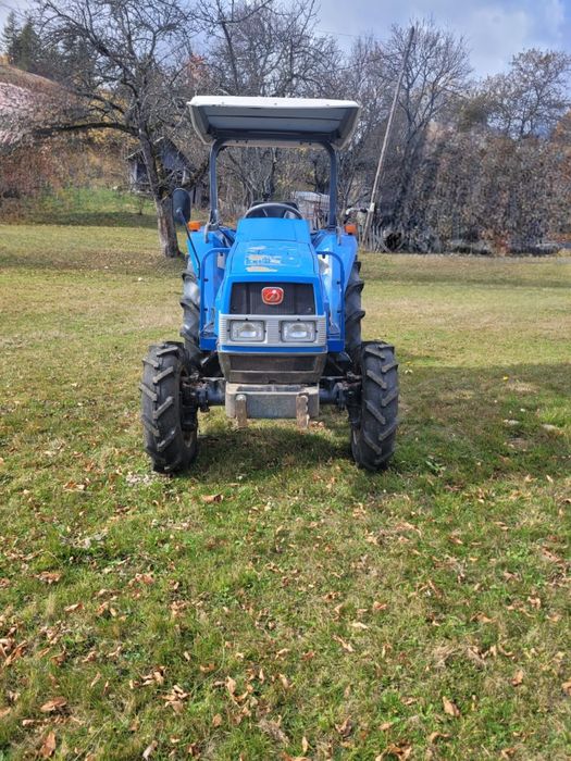 Tractor Iseki TK