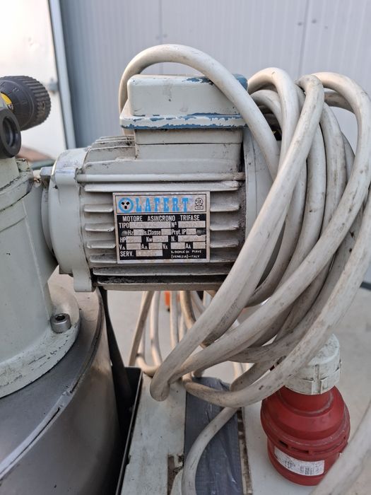 Filtru vin cu pământ