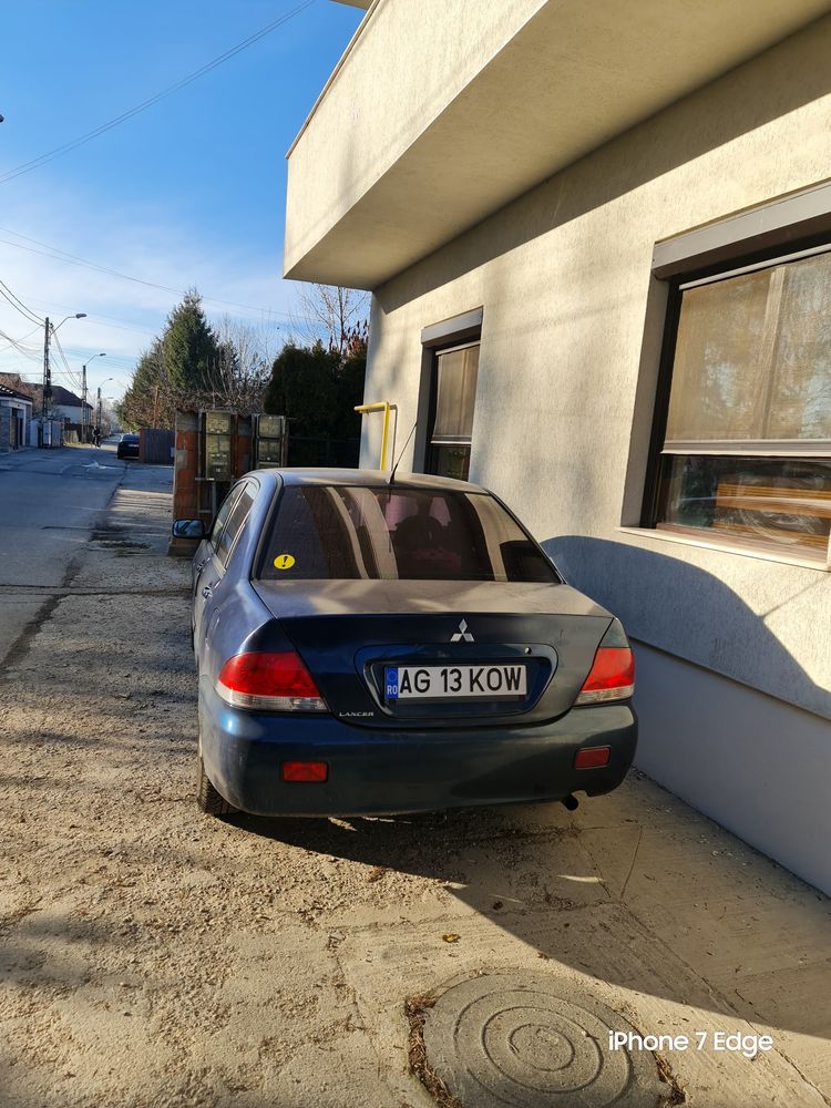 Vând Mitsubishi Lancer