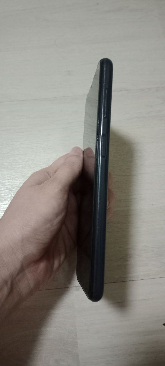 Samsung telefon sotiladi
