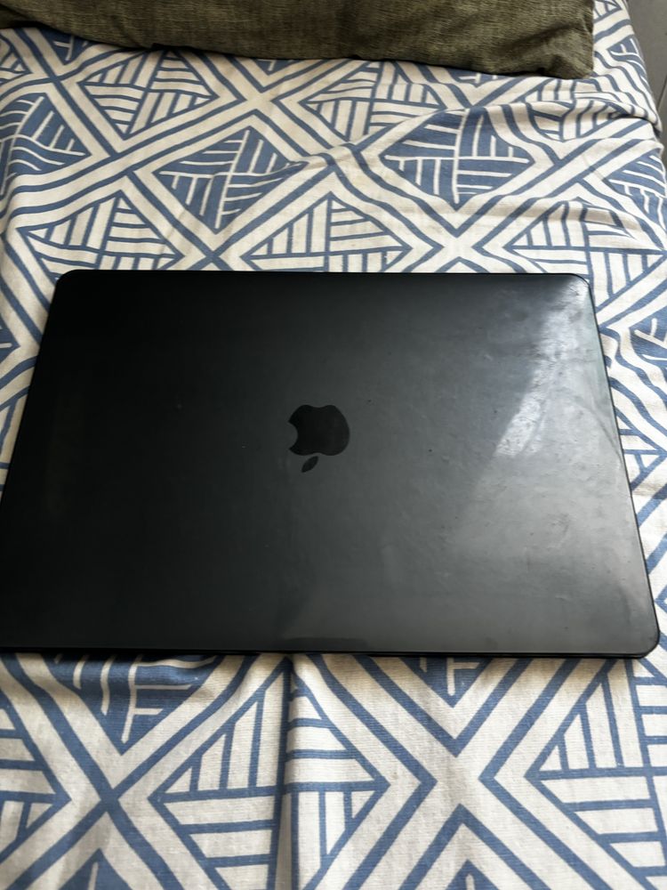 Макбук air Apple M1