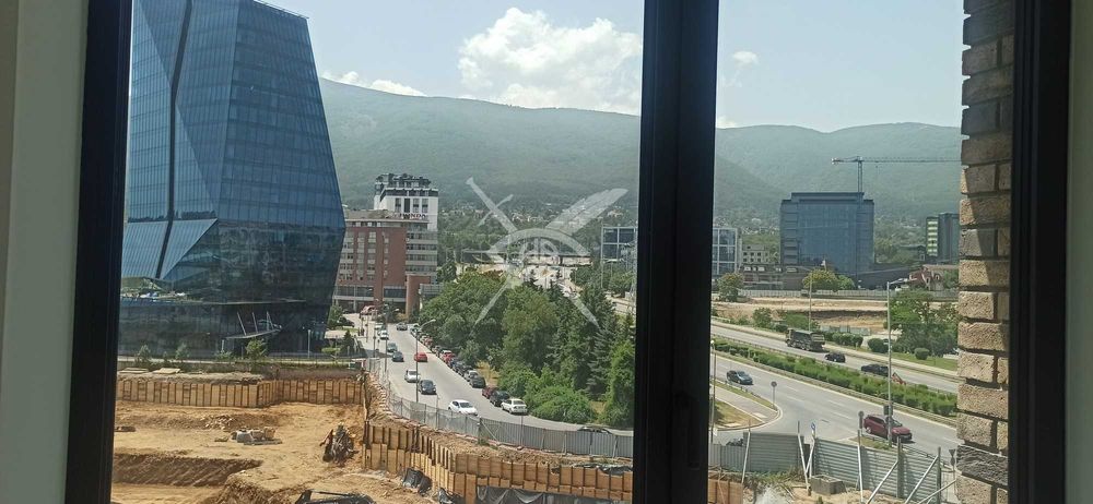 Продава се Тристаен апартамент в София, Манастирски ливади - 125 кв.м за 3400 €/кв.м - Снимка #1