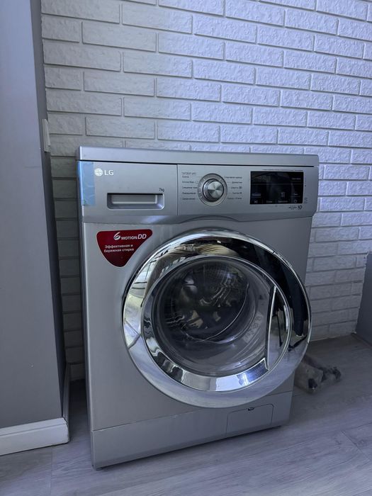 Стиральная машина LG серый
