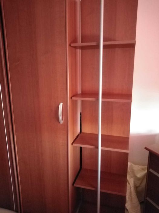 Dulap cu o usa si etajera