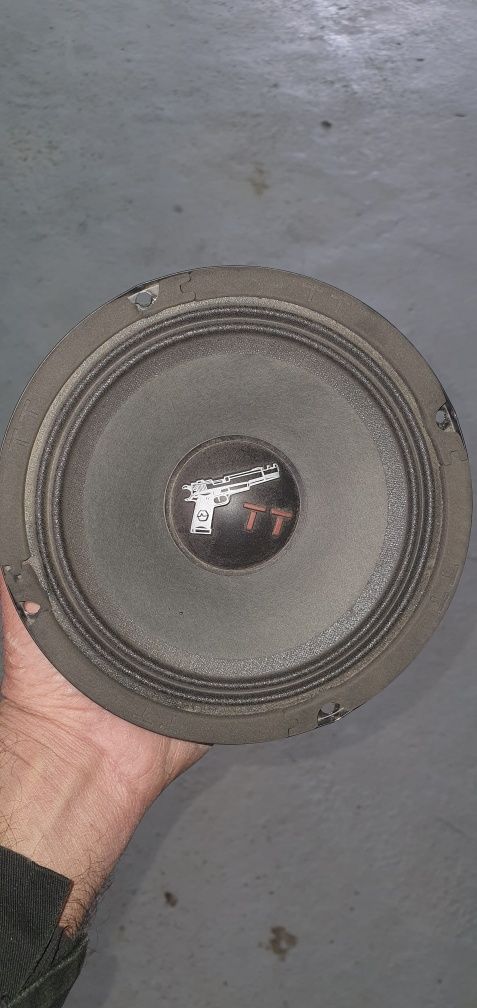 Ural sound TT 165.