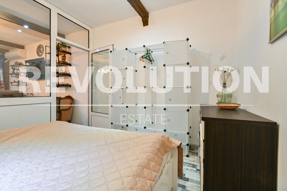 Двустаен апартамент в ж.к. Студентски град.