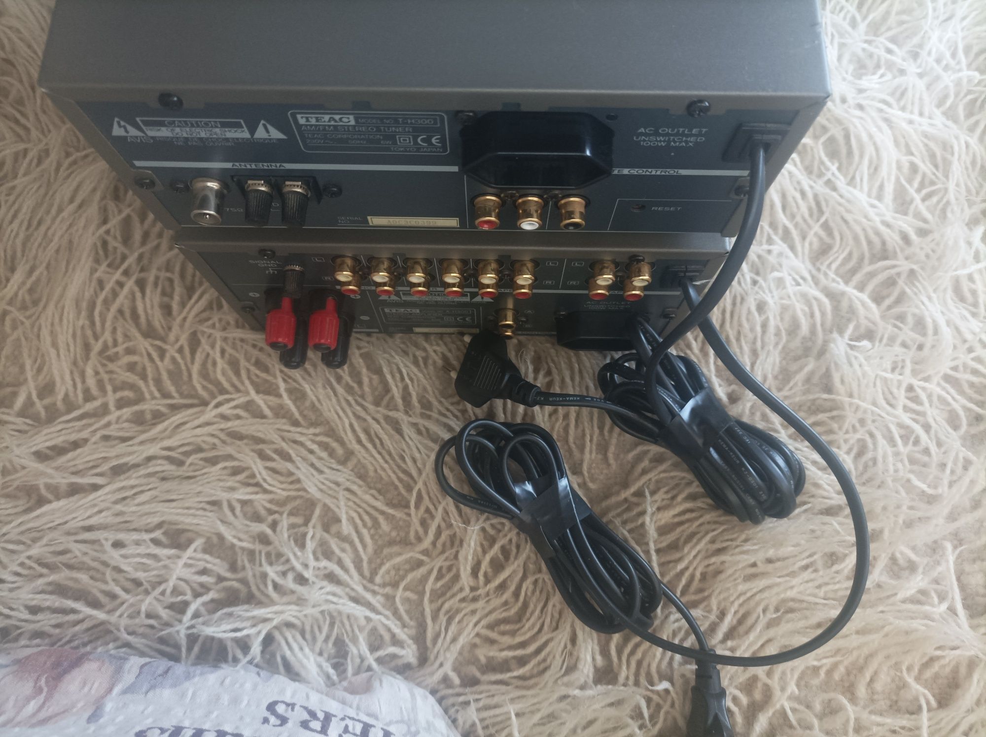 Teac  a-h300 усилвател аудио техника тунер радио грамофон касетофон