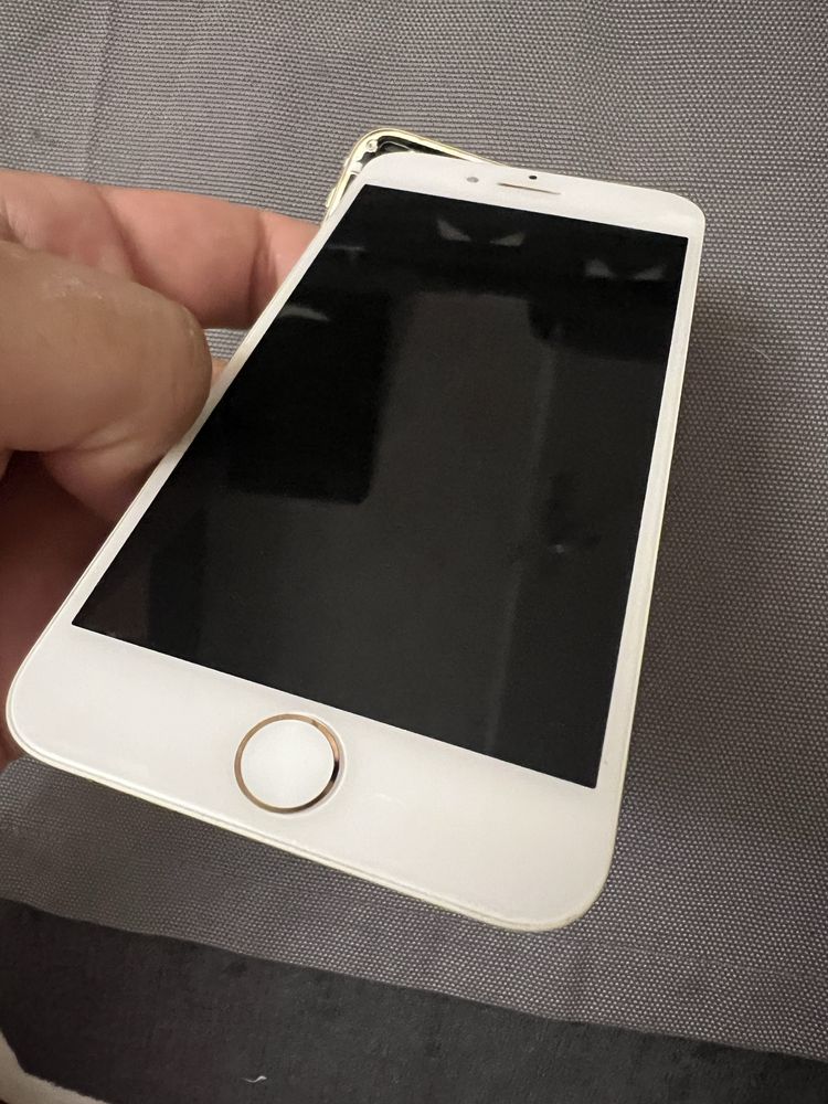 IPhone 7 Gold за части