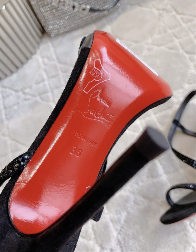 Pantofi Christian Louboutin