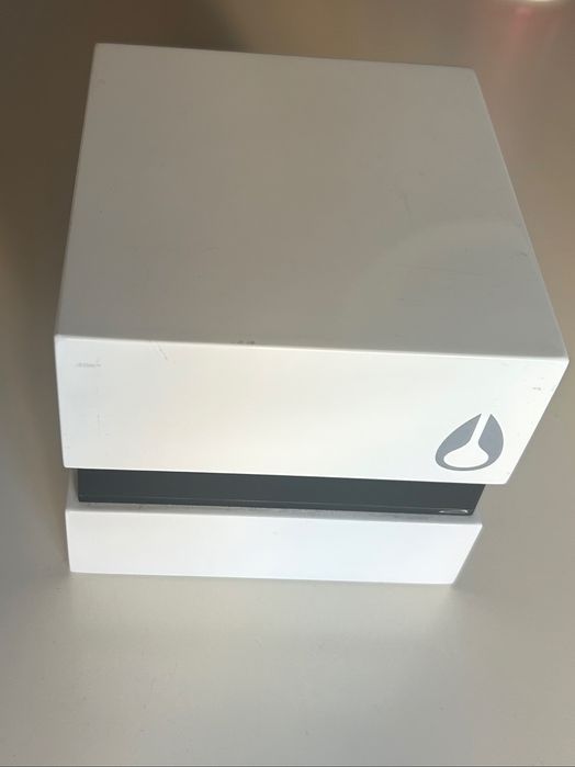 Часовник Nixon Magnacon 2 minutes to midnight