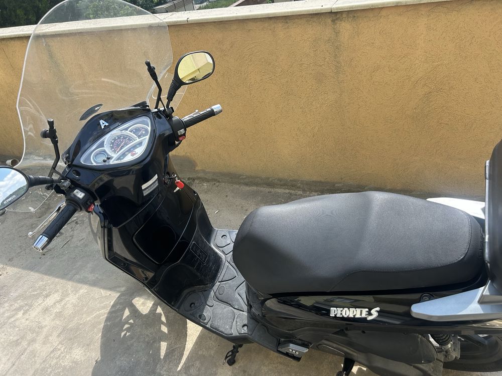 Kymco People 200