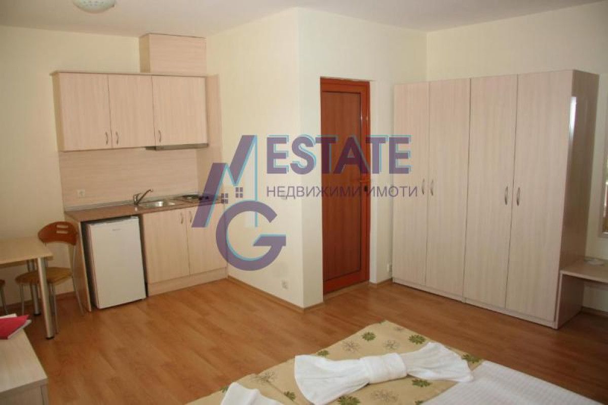 Продава се Едностаен апартамент в Созопол - 41 кв.м за 1220 €/кв.м - Снимка #1