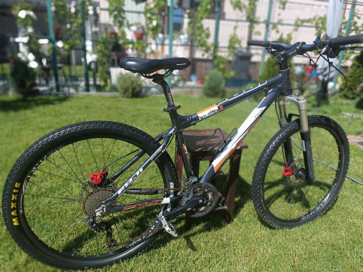 Bicicleta Fuji Bullit Pro