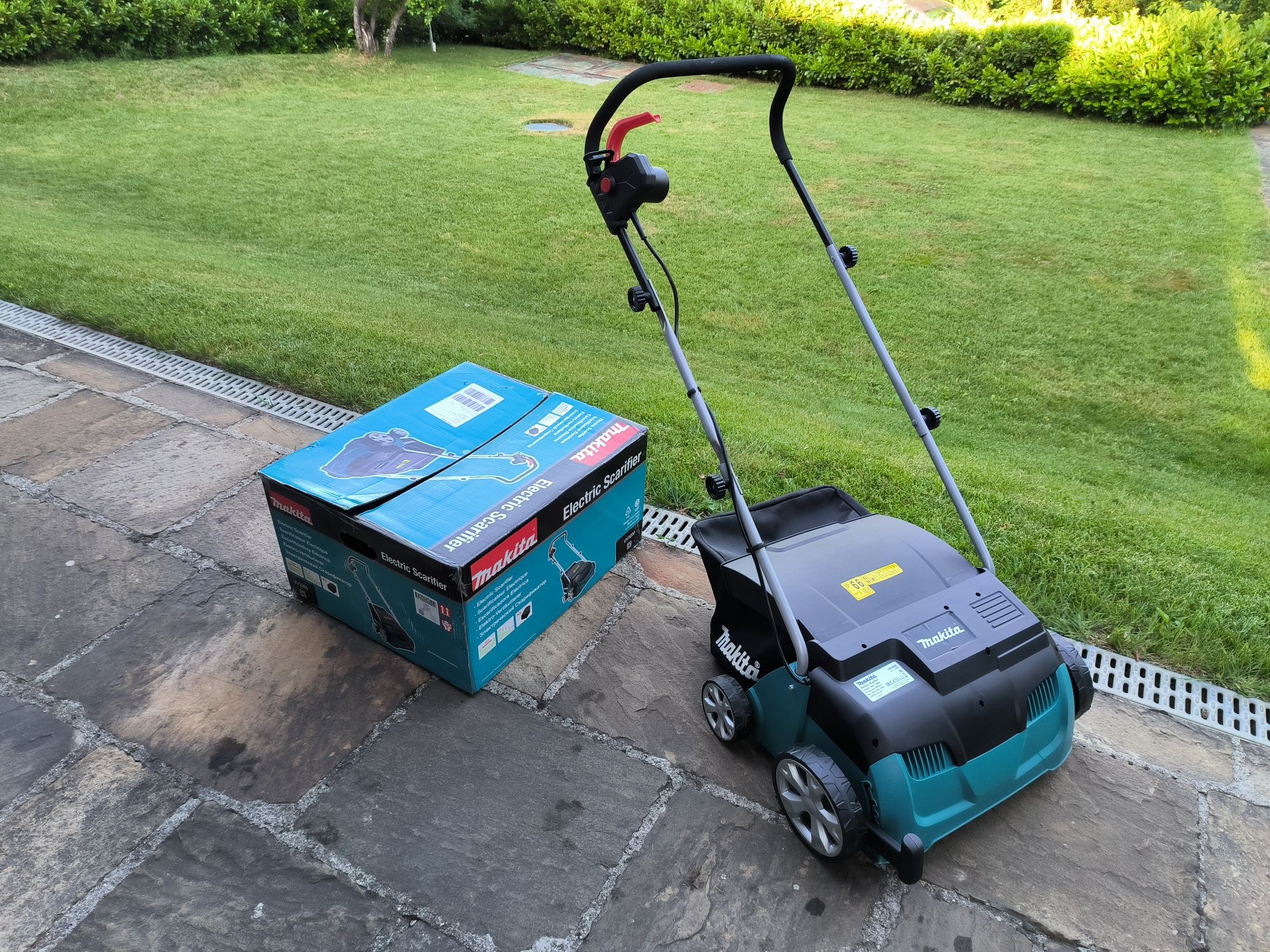 Аератор електрически Makita UV3200