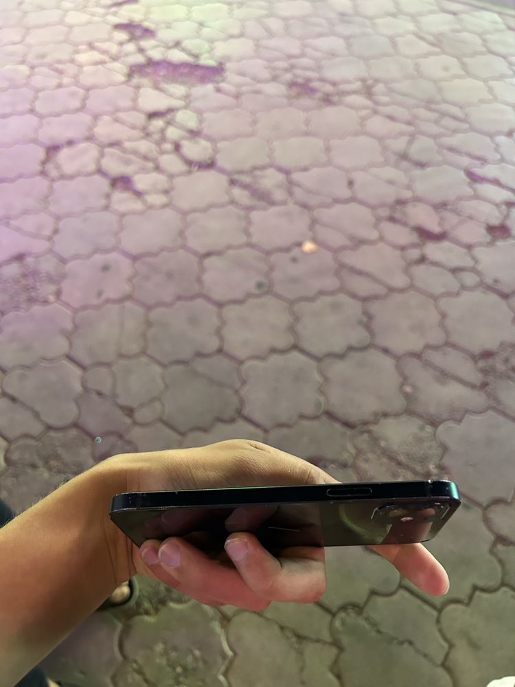 Iphone 12  kelishamiz