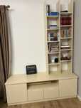 Vand mobila de living cu biblioteca