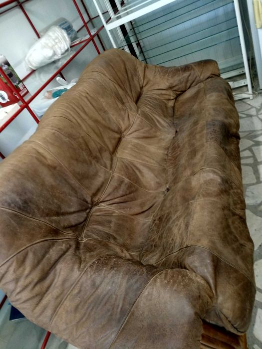 Кожена гарнитура