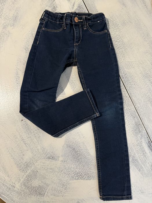 Комплект за момиченце блузка Zara + дънки 3-4 години/104см