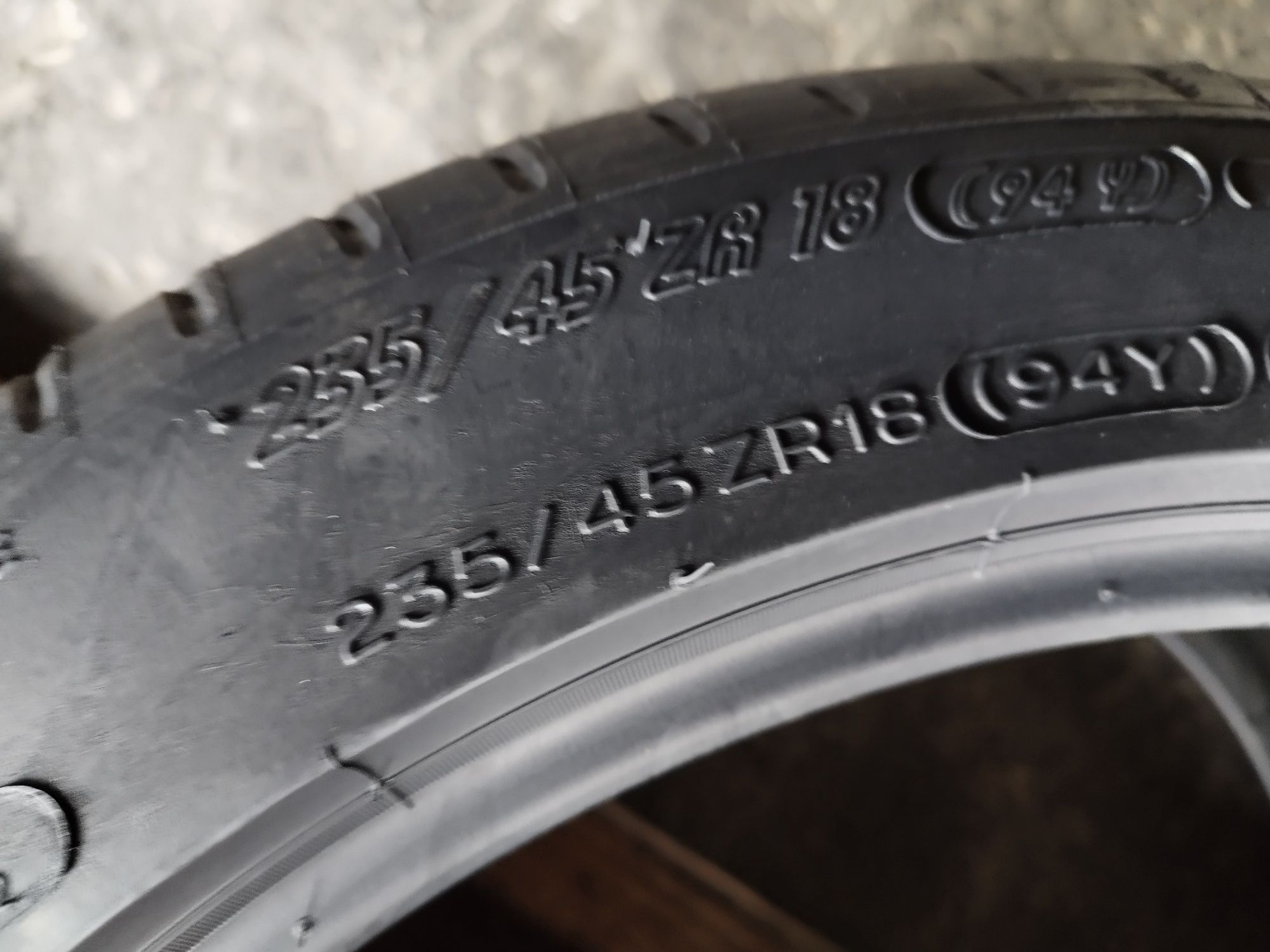 2 anvelope de vară noi  Michelin Pilot Super Sport 235/45/18,dot 2019