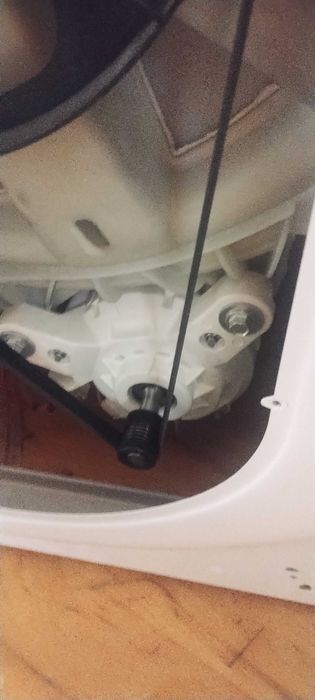 Продава перална Индезит със сушилна.