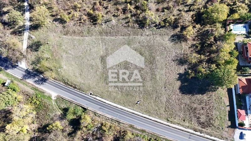 Продава се Парцел в Горна Оряховица - 4311 кв.м за 40 €/кв.м - Снимка #2