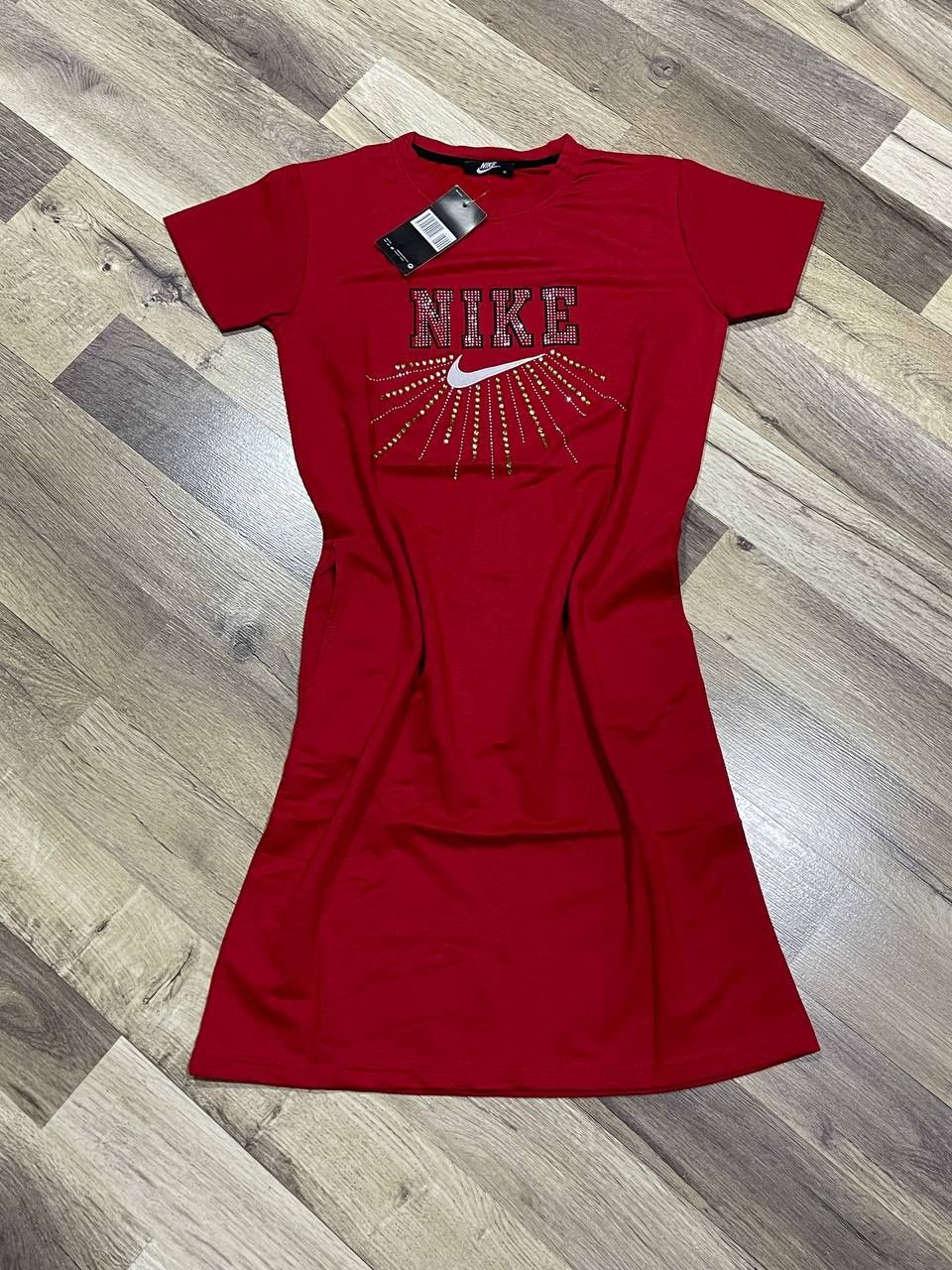 Rochie damă Nike din bumbac 
S M l Xl 

95 lei