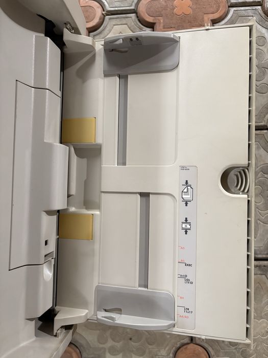 Imprimanta HP profesionala Q7699A