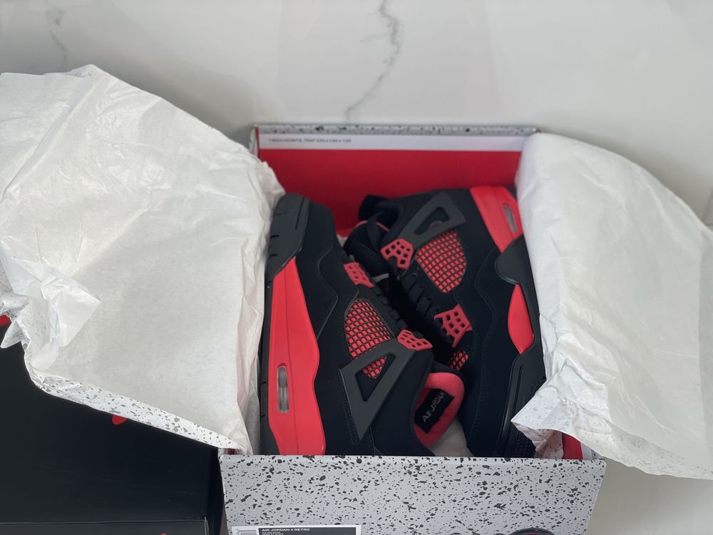 Air Jordan 4 Retro Red Thunder
