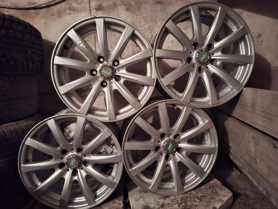 Диски литые б/у R16