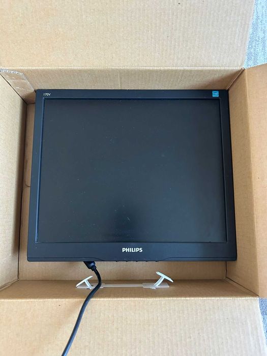 Calculator  cu monitor