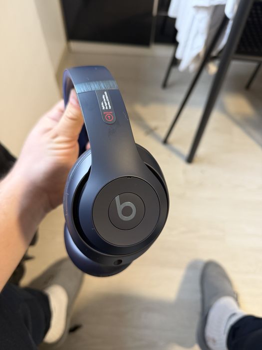 Casti BEATS Studio Pro MQTQ3ZM/A