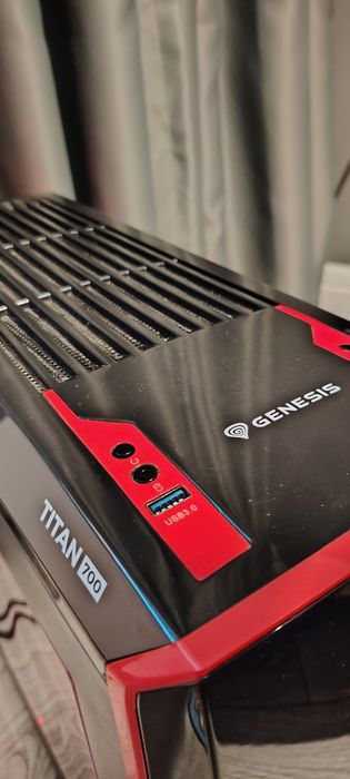 Calculator Titan 700 Genesis oferta !! Test de anduranță pe Fortnite!