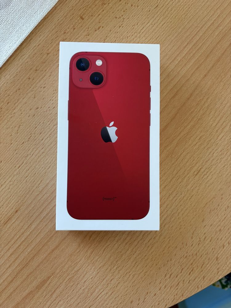 Продавам Iphone 13