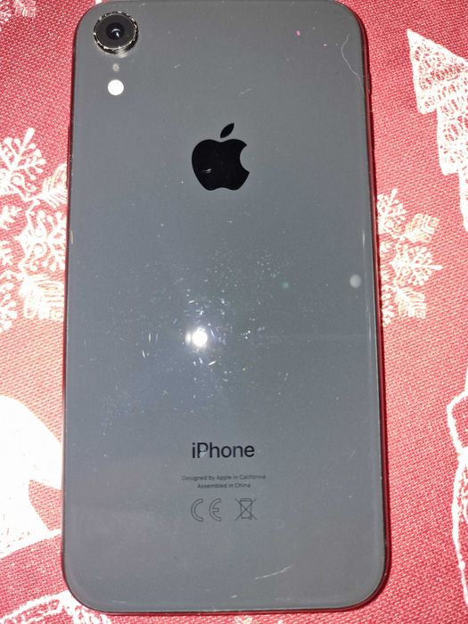 iPhone XR, черен 64 GB