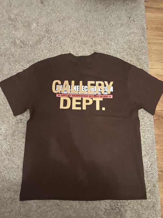 tricou Gallery Dept.