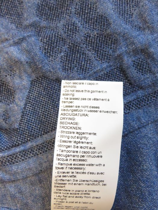 Пуловер High, S - M, нов