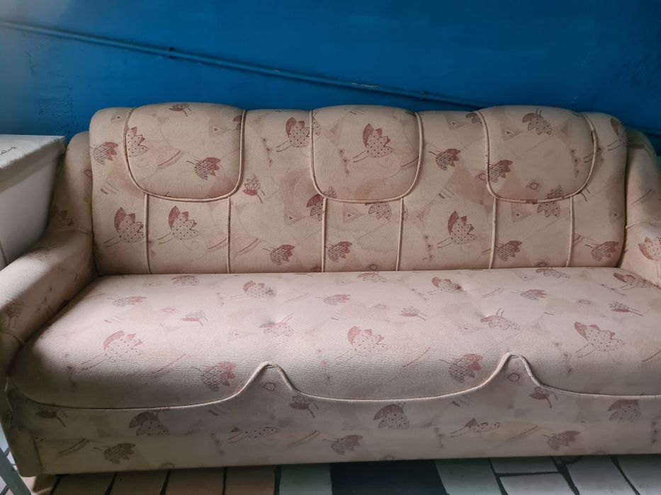 Диван раскдадной гобеленовый