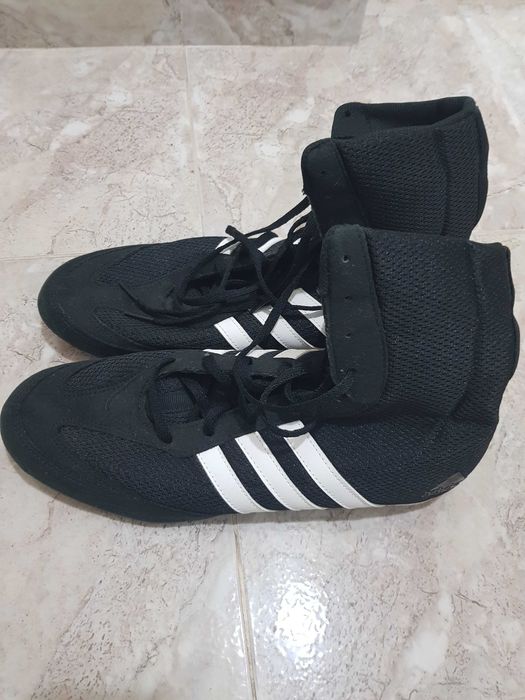 Обувки за бокс , Адидас!
