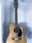 12 - струнна китара Fender, ЧИСТО НОВА