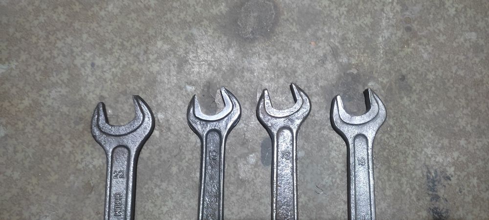 Ключи гаечные  в хорошем состоянии
