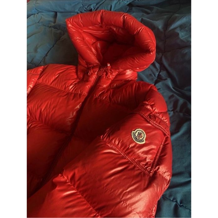 Moncler Red Maya