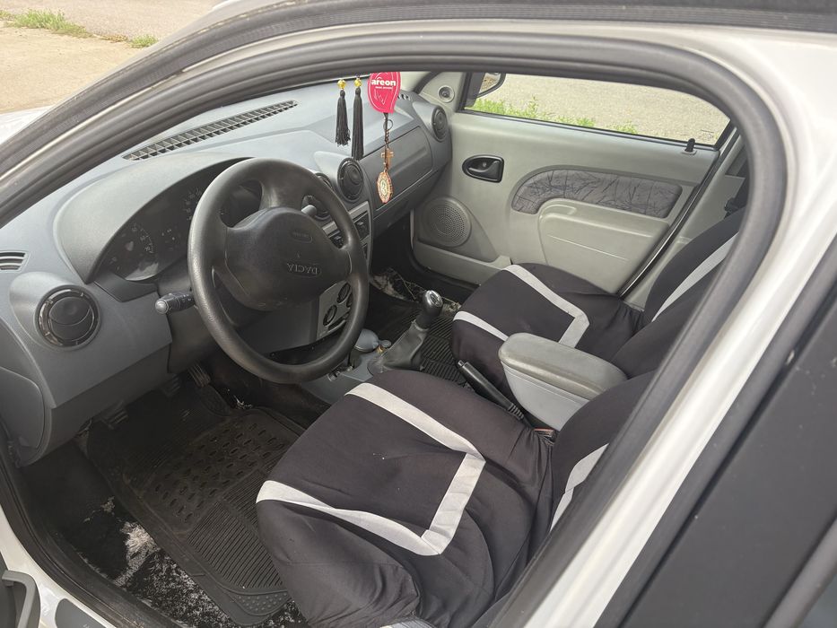 Dacia logan 2006 1.4 mpi