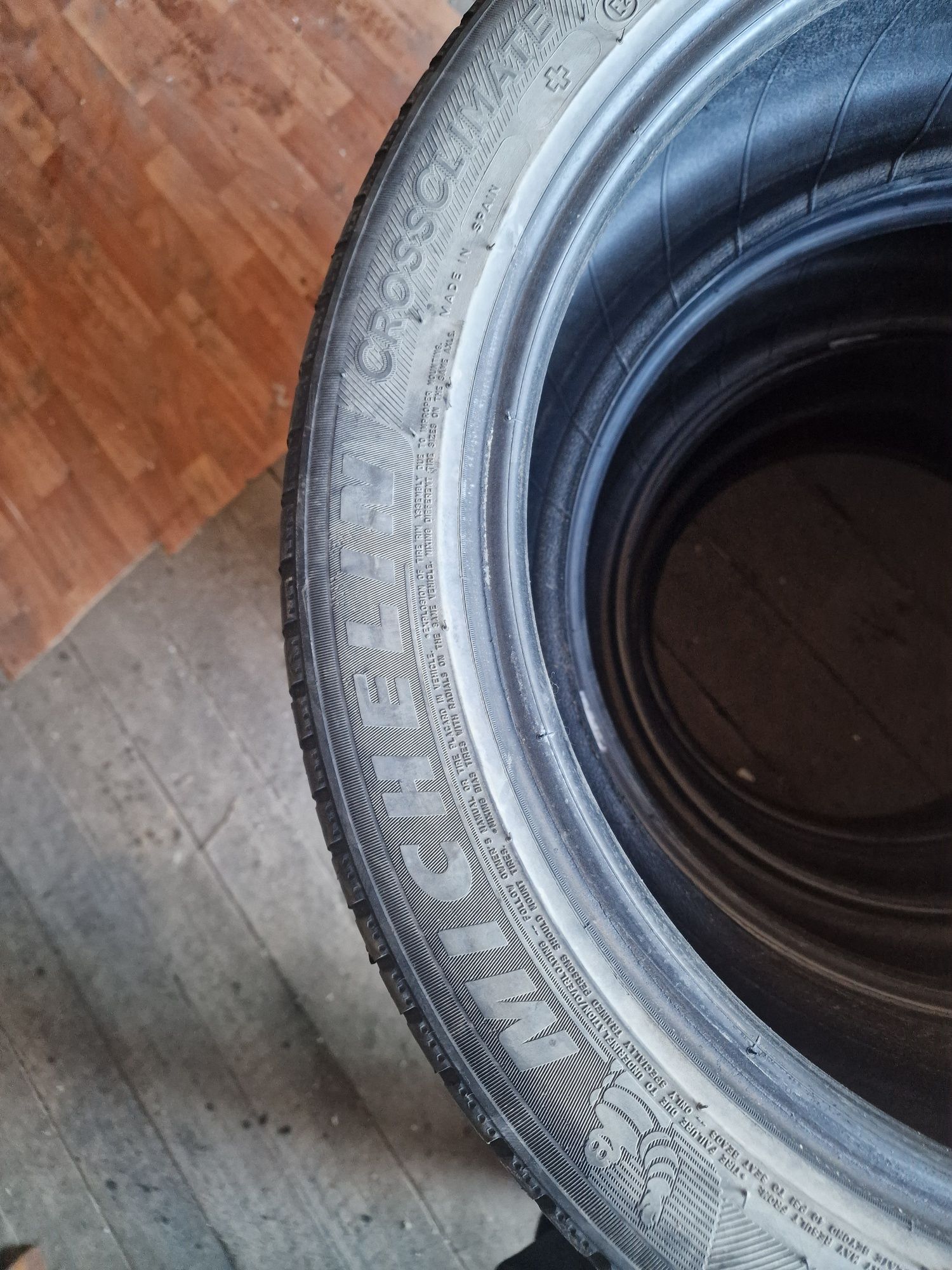 Летние автошины MICHELIN  235/45 /R18