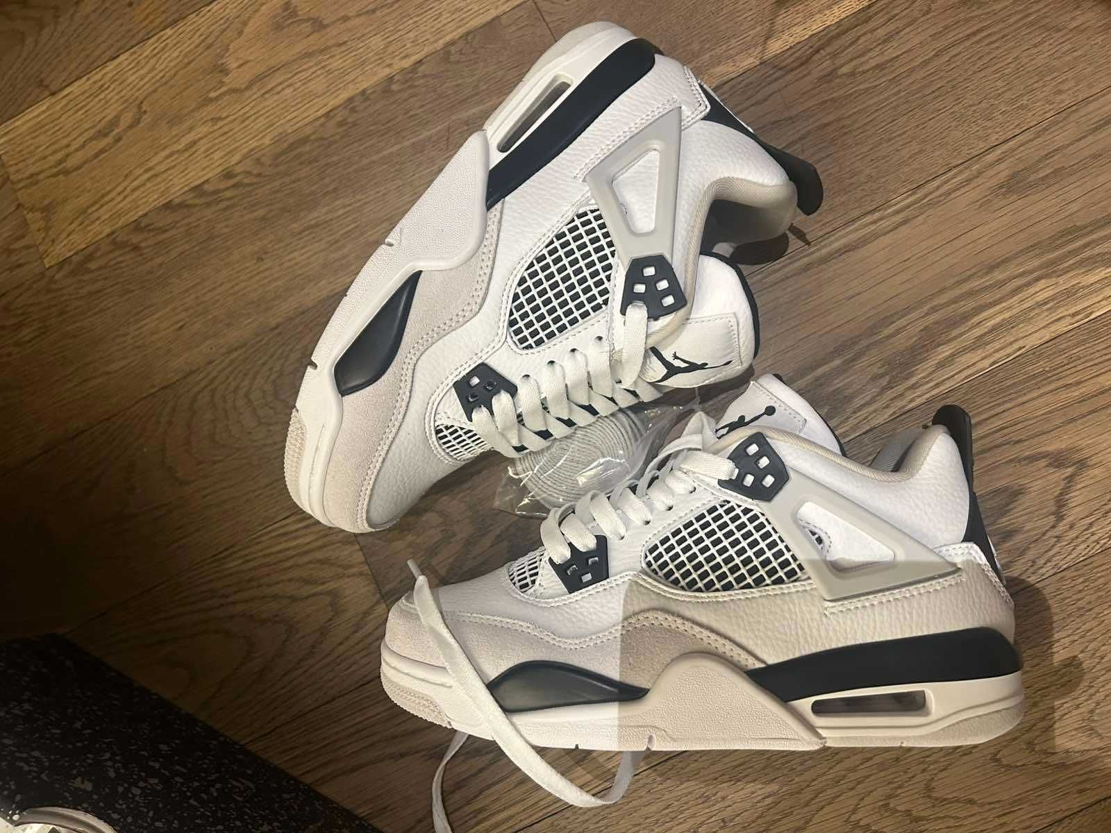 Маратонки Air Jordan чисто нови