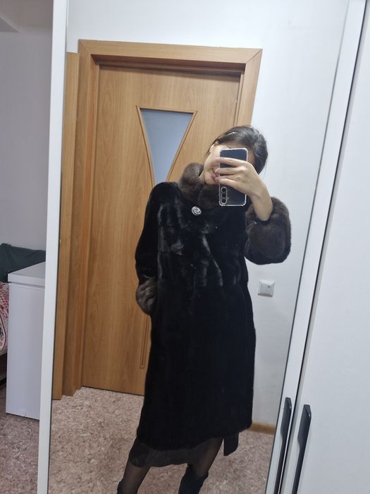 Норковая шуба черный бриллиант